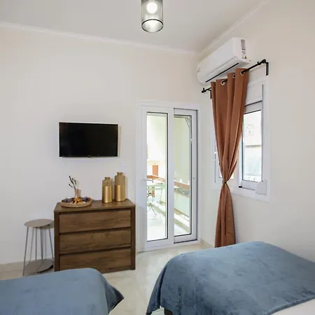Kamena Elegance Apartment Kamena Vourla